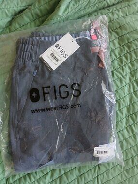 Figs scrubs pants small tall